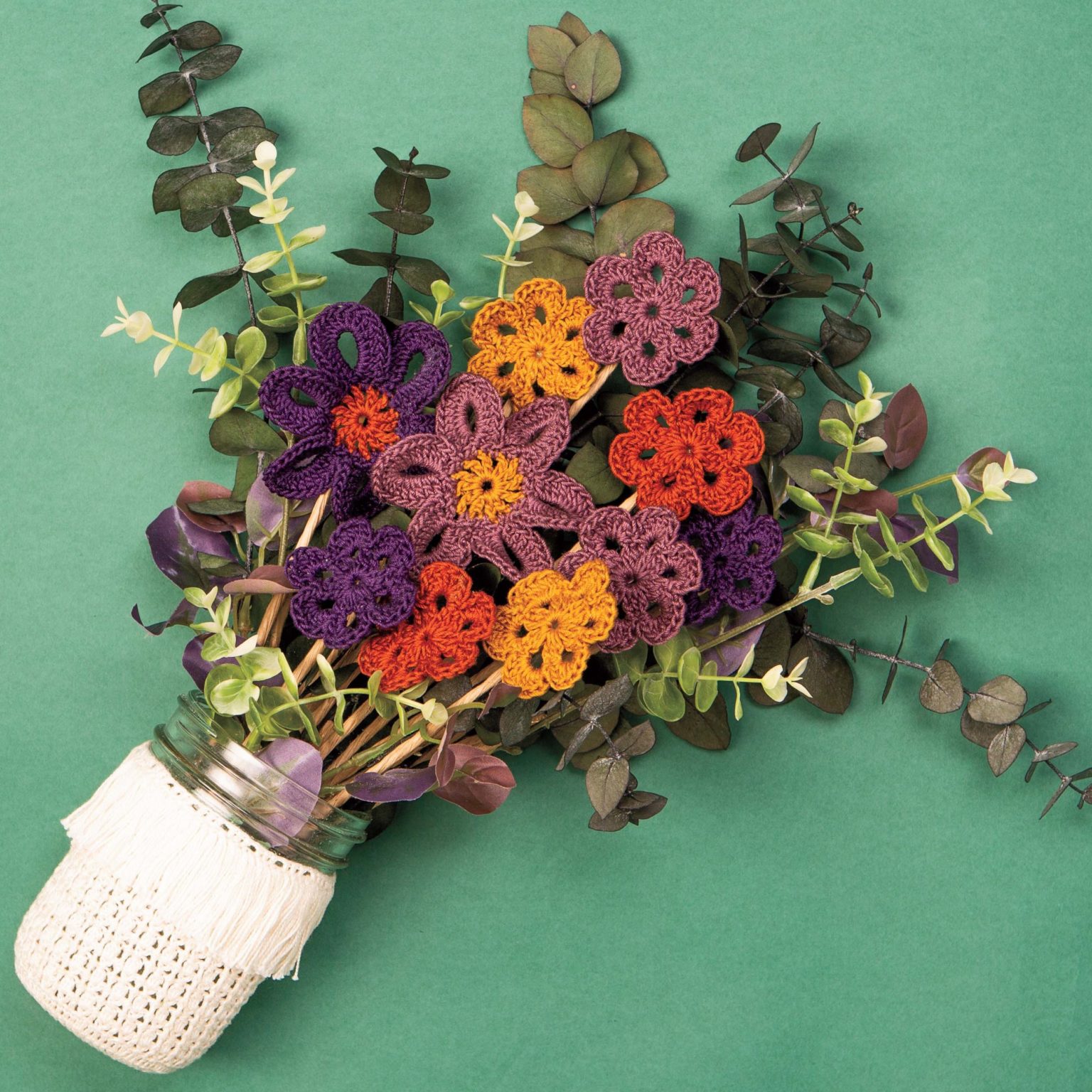 Tutorial How to Make a Crochet Flower Bouquet WeCrochet Staff Blog