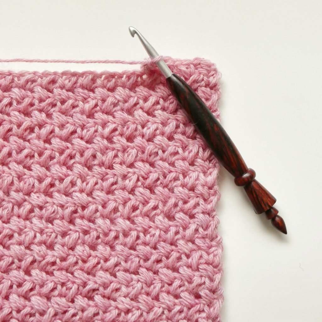 HOW TO CROCHET Mini Bean Stitch: TOTALLY TEXTURED TUESDAY - WeCrochet